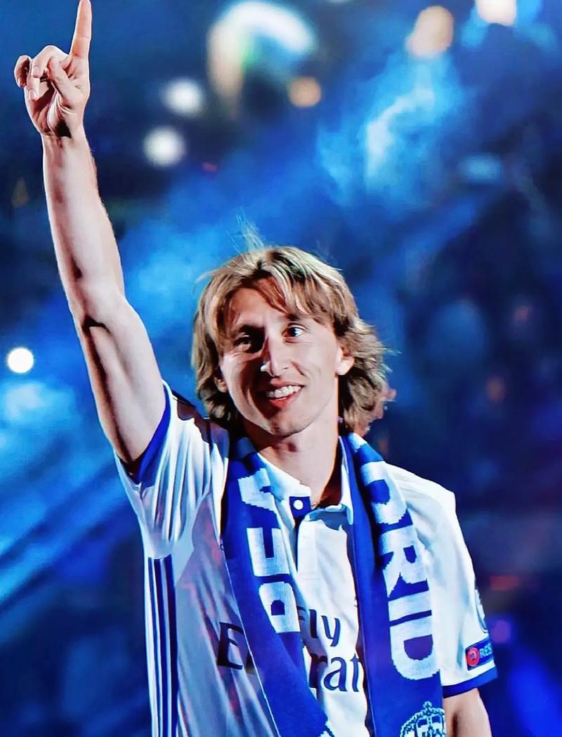 场均1.15球！两大前锋13轮只进3球！罗马有意引进英超两大射手